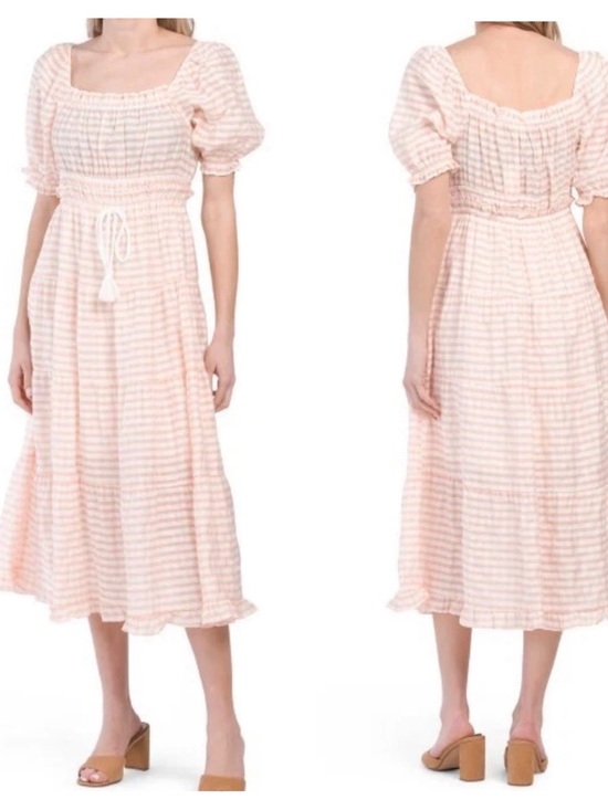 Moon River Dresses & Skirts - Moon River Striped Poplin Puff Sleeve Tiered Midi Dress